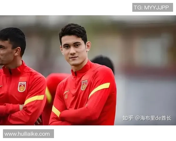 174cm足球明星的逆袭之路如何打破身高限制成就辉煌职业生涯